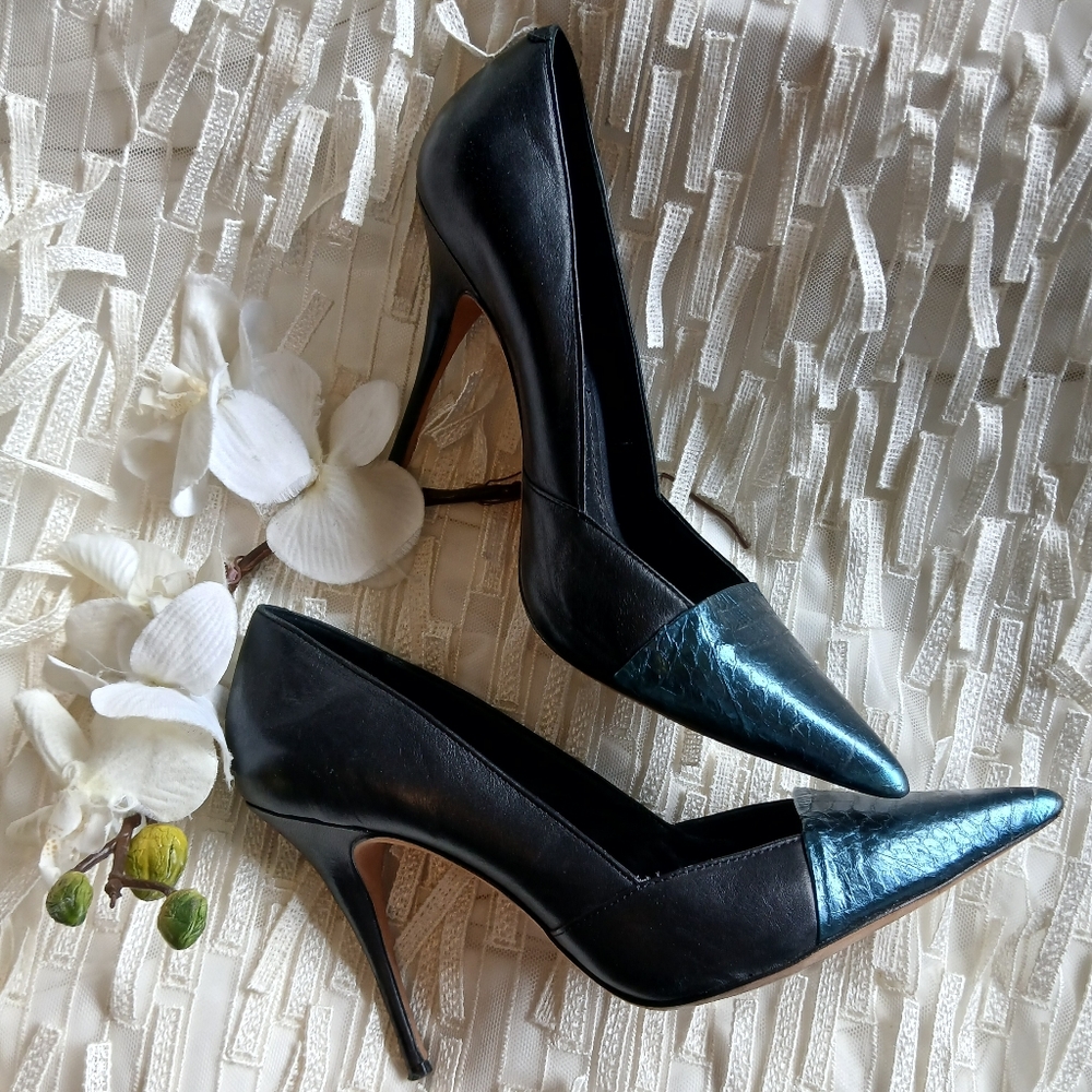 Elizabeth and James Black Stiletto Pumps with Metallic Teal Cap